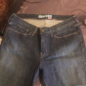 Denizen by Levi Capri jeans